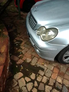 Mercedes Benz C200, everyday on the road, paper in order, buyer only contact 082 650 0469