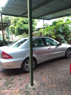 Mercedes Benz C200, everyday on the road, paper in order, buyer only contact 082 650 0469