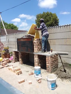 Bricklayer and plaster call me 061 903 5164