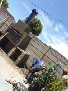 Bricklayer and plaster call me 061 903 5164