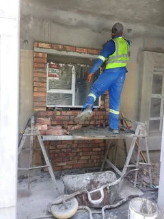 Bricklayer and plaster call me 061 903 5164