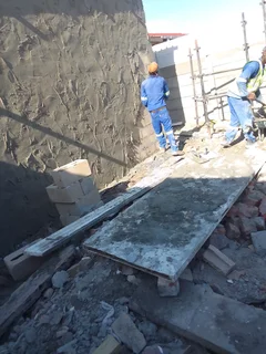 Bricklayer and plaster call me 061 903 5164