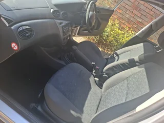 Ford focus 1