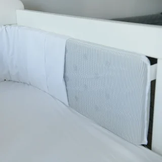 BABY COT WITH SET OF BUMPERS