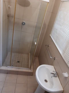 Apartment - Ad posted by Vee Moodley