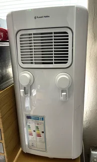 Russell Hobbs RHAC10 Portable Aircon as new, retails for over R6000.