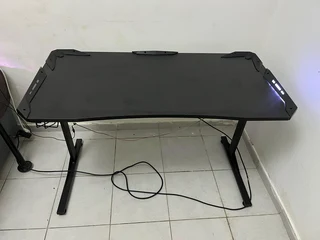 VX Gaming Desk