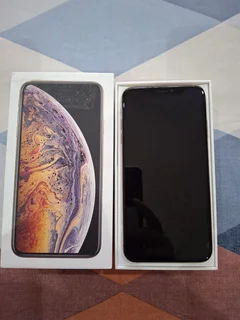 iPhone XS Max (64GB)