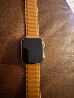 Apple Watch Series 6 (44mm)