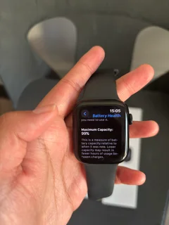 Apple Watch SE Gen 2 (44mm)