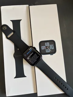 Apple Watch SE Gen 2 (44mm)