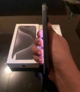 iPhone 15 Pro (128GB)