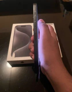 iPhone 15 Pro (128GB)