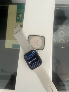 Apple Watch Series 8 (41mm)