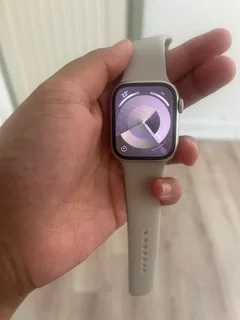 Apple Watch Series 8 (41mm)