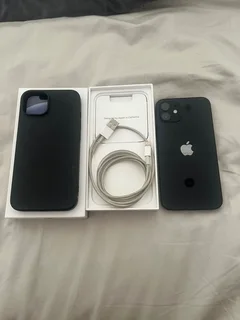 iPhone 12 (64GB)