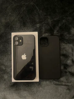 iPhone 12(64GB) battery 87%