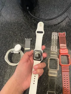 Apple Watch Series 5 (40mm)