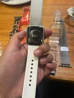 Apple Watch Series 5 (40mm)