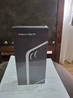 Samsung Galaxy Z Flip 7 FE (256GB)