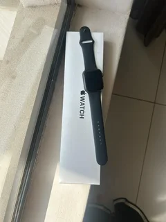 Apple Watch SE Gen 1 (44mm)