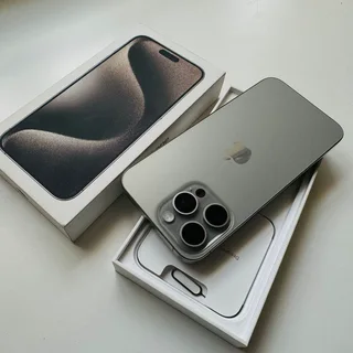 iPhone 15 Pro Max (256GB)