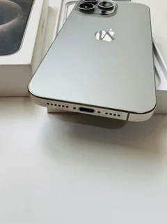 iPhone 15 Pro Max (256GB)