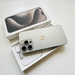 iPhone 15 Pro Max (256GB)