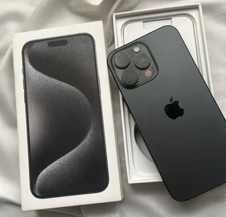 iPhone 15 Pro Max (256GB)