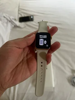 Apple Watch SE Gen 1 (40mm)