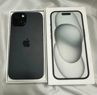 iPhone 15 (256GB)
