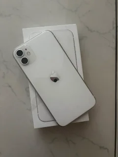 iPhone 11 (64GB)