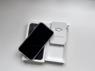 iPhone 11 (64GB)