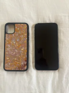 iPhone 11 (64GB)