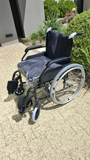 Wheelchair, brand new with pressure care cushion and tray