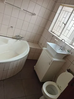 Big Family House to Rent in Culemborg Park Randfontein