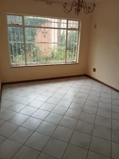 Big Family House to Rent in Culemborg Park Randfontein