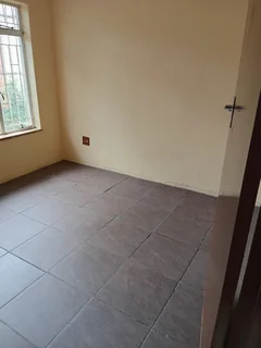Big Family House to Rent in Culemborg Park Randfontein