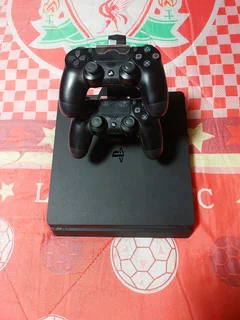 PS4 slim. Great Condition