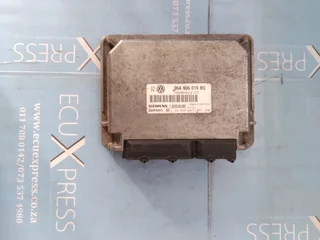 VW Volkswagen Golf 1.6 Computer Box  ECU 06A906019BQ  06A 906 019 BQ 06A906019 BQ Siemens 5WP444102