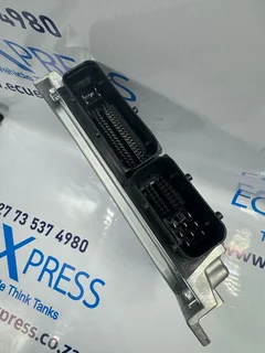 Nissan NP300 Navara ECU (U3) 23710-VN92C 23 710 VN92C 275700 1272 12V.