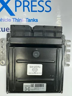 Nissan Pathfinder Xtrail Navara 5.6I ECU (3D) MEC83-560 B1 5526 3C