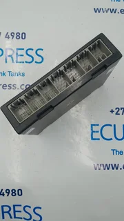 Opel Astra J Zafira 2009-2015 BCM BSI 13591610 Yellow  Red