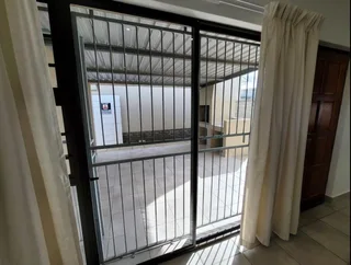 Charming 2-Bedroom Townhouse in a Quiet Complex in Gonubie