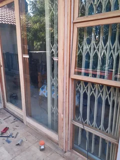 Capentry (ceilings/fitted cabinets, etc)