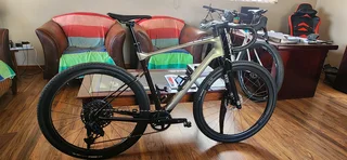 2024 Giant Revolt X Adventure Pro