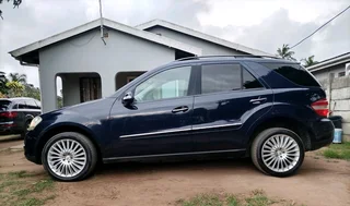 MERCEDES BENZ ML 350 4MATIC A.T