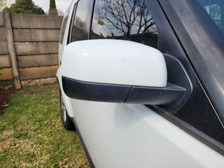 Land Rover used spares - Discovery 4 door mirrors for sale