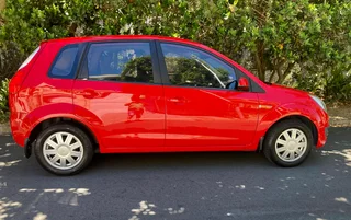 2011 Ford Figo 1.4 Trend Hatchback