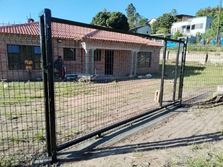 boundary FENCE (clear vu)